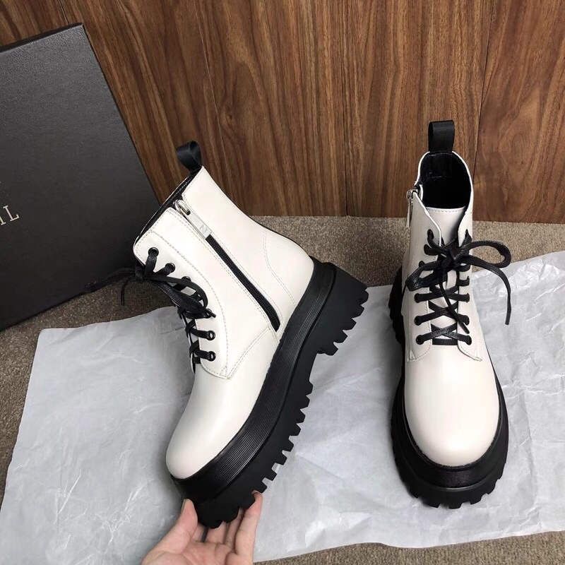 (SẴN SIZE CÓ THỂ ĐẶT)Giày cao cổ chiến binh 21cm-đế 5,5cm  bản ngắn 2 màu chất xỉu(ảnh thật shop chụp) | BigBuy360 - bigbuy360.vn