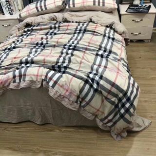trọn bộ chăn ga gối kẻ burberry