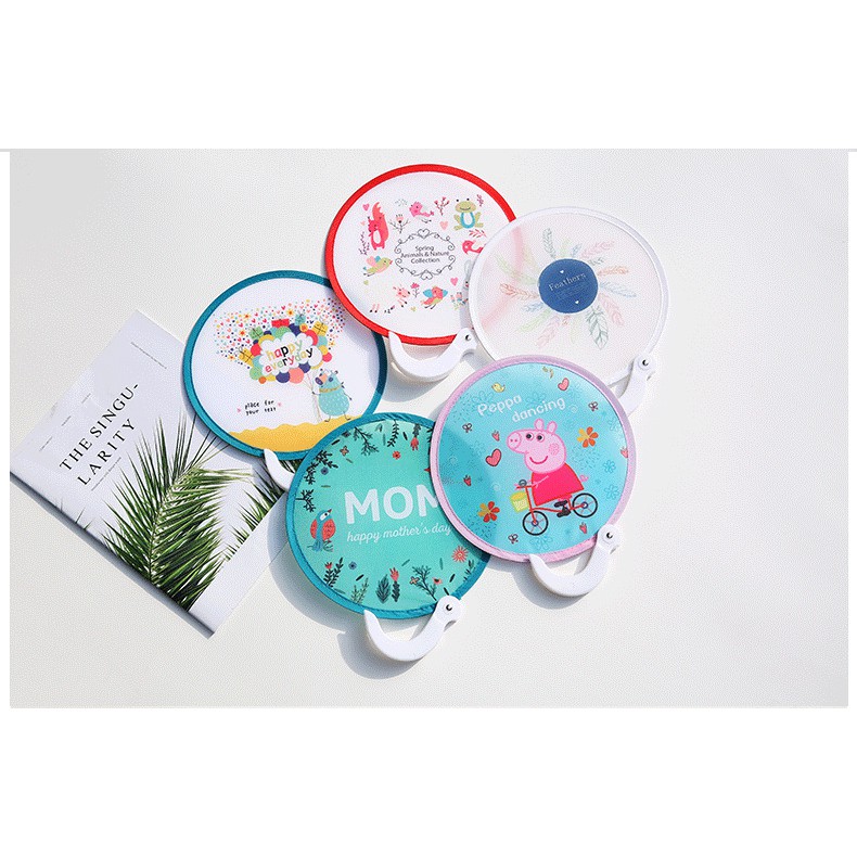 Quạt vải mini cầm tay cute gấp gọn bằng vải có tay cầm nhiều hình dễ thương | BigBuy360 - bigbuy360.vn