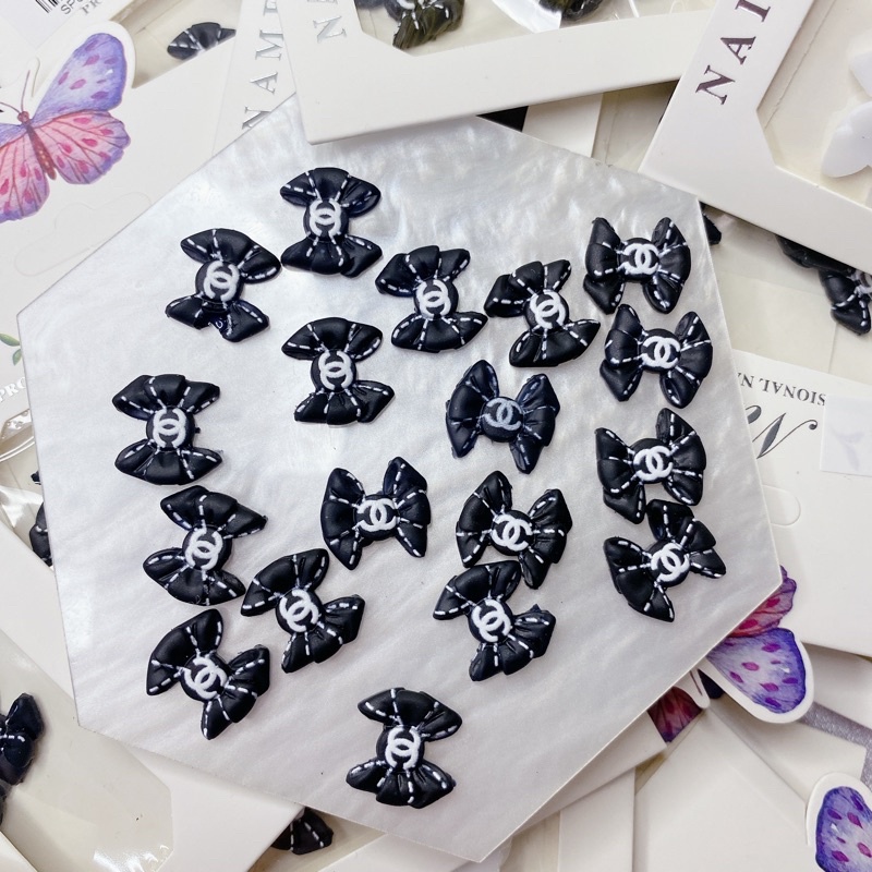 Set nơ chanel nhựa gắn móng