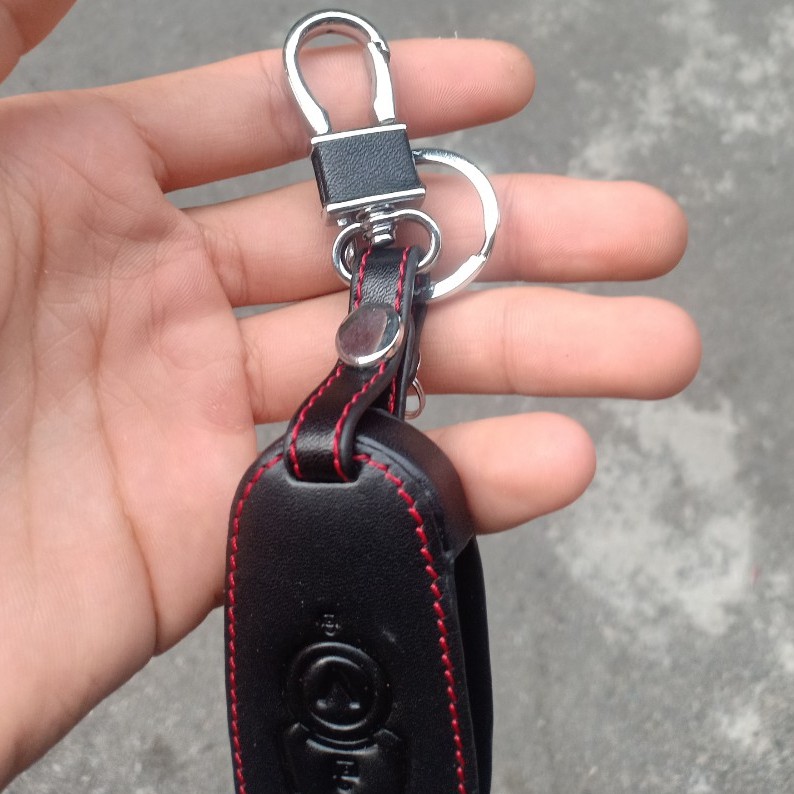 🚗VinFast Fadil🚗 Bao da chìa khóa cao cấp đen chỉ đỏ dành cho chìa Vinfast Fadil - có móc khóa kèm bao da