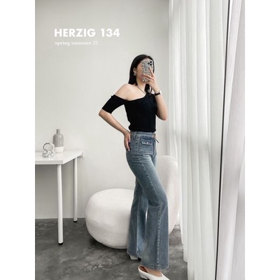 Áo thun khoét chéo lệch 1 bên vai - A3311