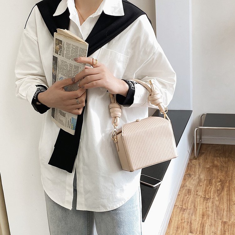Túi Đeo Chéo Thời Trang Hàn Cho Nữ