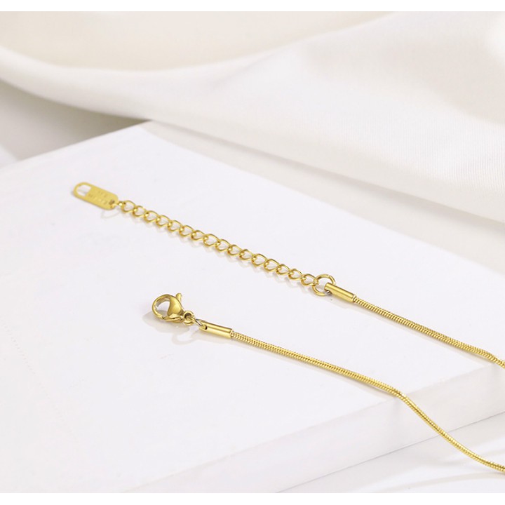 Dây chuyền nữ titan trái tim xỏ dây mì siêu đẹp, bền màu, hợp thời trang mang phong cách dễ phối đồ