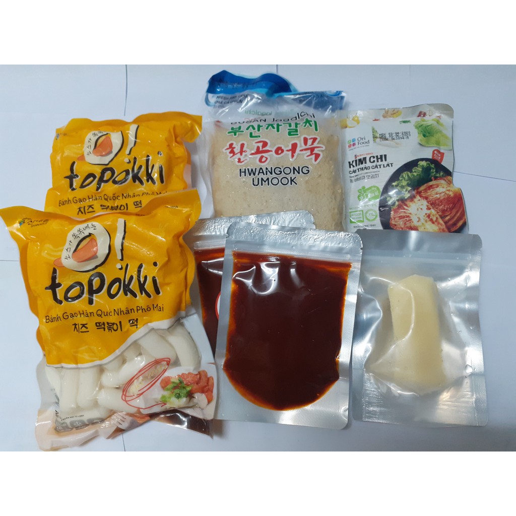 combo nấu lẩu topokki ( 1kg tok phô mai, chả cá, phô mai Mozzazella,100g thanh cua, kim chi, 200g sốt)