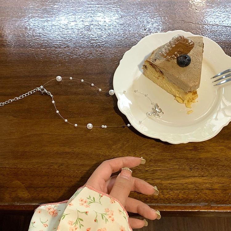 Vòng cổ DODDER mặt hình bướm đính ngọc trai giả thời trang cho nữ