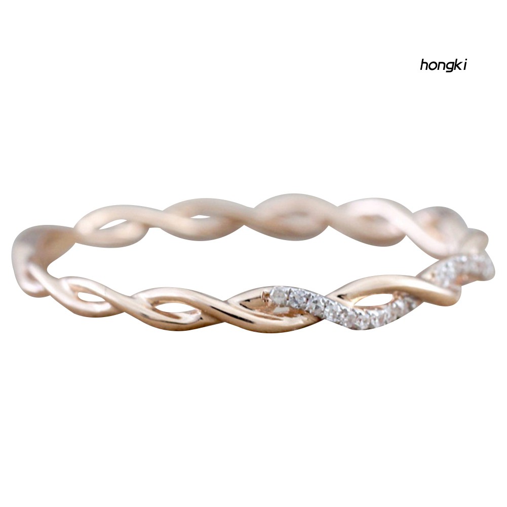 Nhẫn đính đá giả thời trang cho nữ