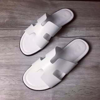 Dép lê da lì nam về 2 màu đen,trắng😘😍🤩