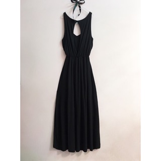 Đầm maxi thun lụa hở lưng giọt nước