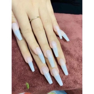 MÓNG ÚP FOM THANG DẠNG VỈ MÓNG DẺO ĐẸP .