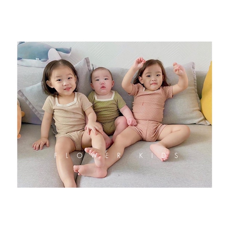 Bộ thun tăm lạnh chấm bi cổ vuông siêu xinh cho bé