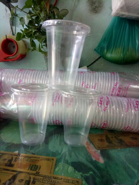 Ly nhựa trơn 450 ml 1 cây 50 ly