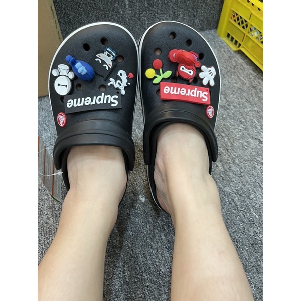 dép cross💖HOTREND💖dép cross đế bánh mì màu đen viền trắng DEPCRMAI882211 tặng thêm 12 sticker cross | BigBuy360 - bigbuy360.vn