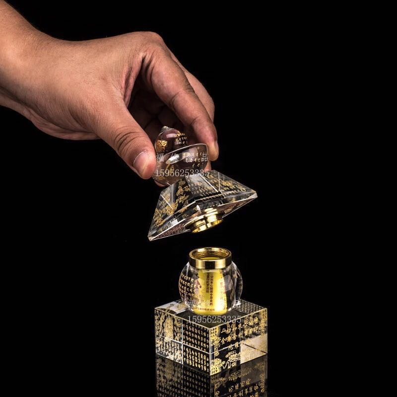 Tháp Pha Lê Ren Xoáy 18cm