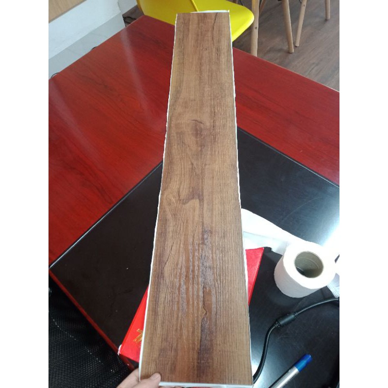 sàn nhựa tự dán 16k