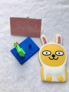 Dụng cụ xỏ kim chỉ