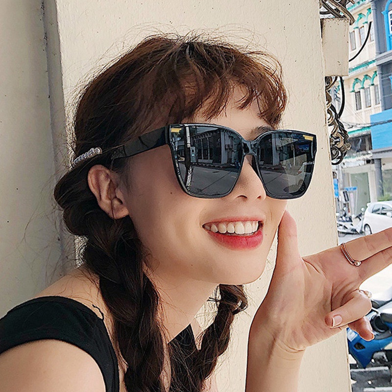 Kính Mát Gọng Vuông Lớn Chống Tia UV Thời Trang