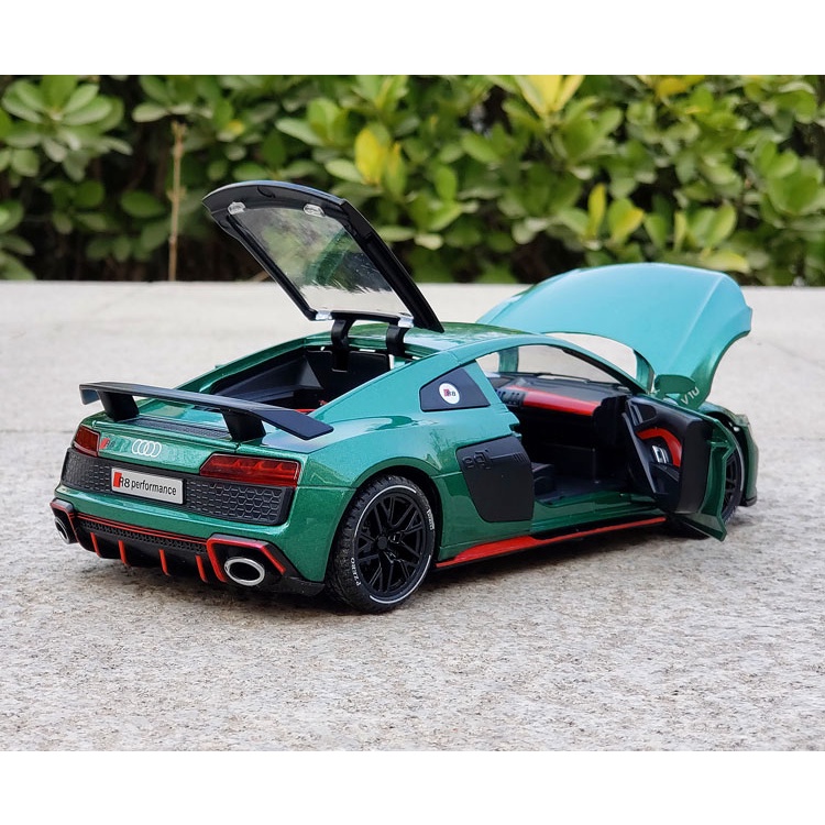 Xe mô hình Audi R8 V10 tỉ lệ 1:24