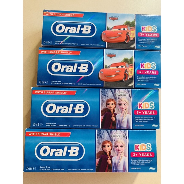 Kem đánh răng Oral b kids 3+ ,6+
