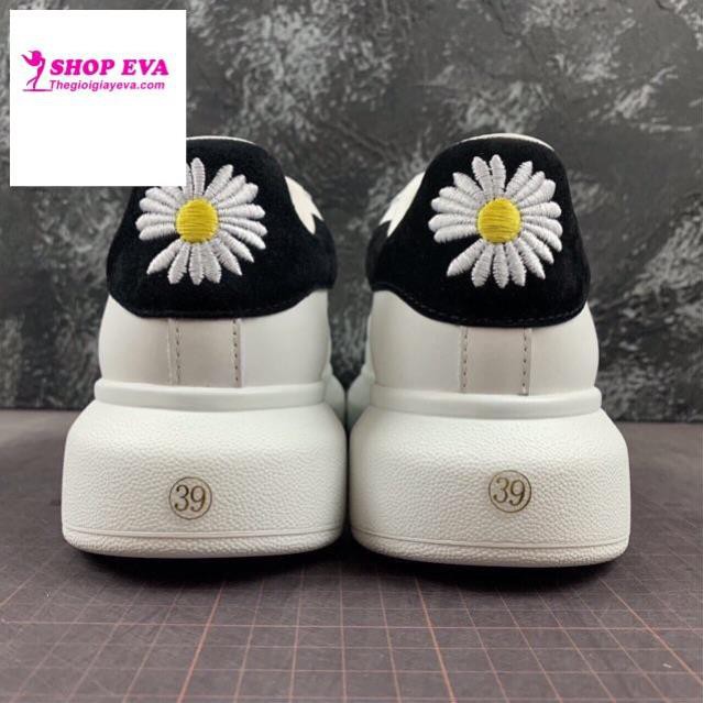 H Giày sneaker MQ Nam Nữ Thêu hoa cúc hàng xuất dư siêu xịn (ảnh thật) : . . aa