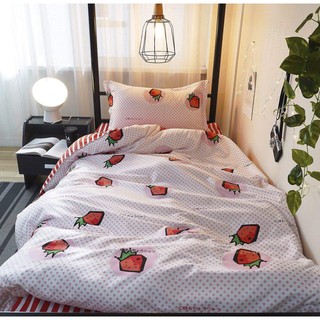 [ có sẵn ] Set chăn ga gối cotton poly hoa quả dâu tây hồng chấm bi ( có ảnh shop chụp )