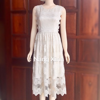 Đầm xoè ren trắng