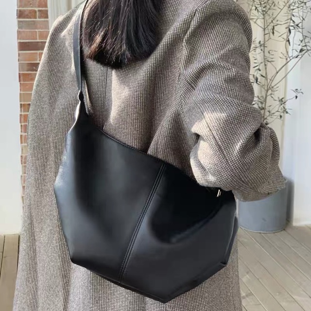 Túi da bag đen trắng đeo chéo đeo vai ulzzang doraeshoppp