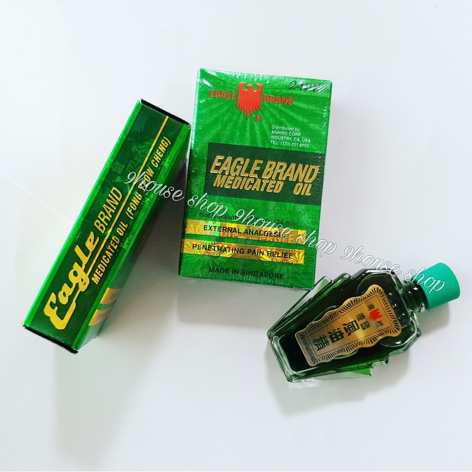 Dầu Gió Xanh Con Ó Eagle Brand 2 Nắp Mỹ 24ML (Mẫu Mới 2019)