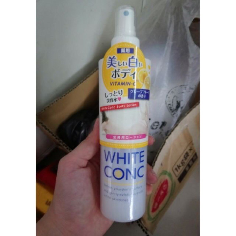 Xịt dưỡng thể trắng da body White Con C