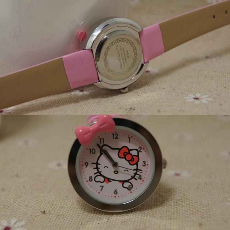 Đồng hồ Hello Kitty dây da dành cho bé gái