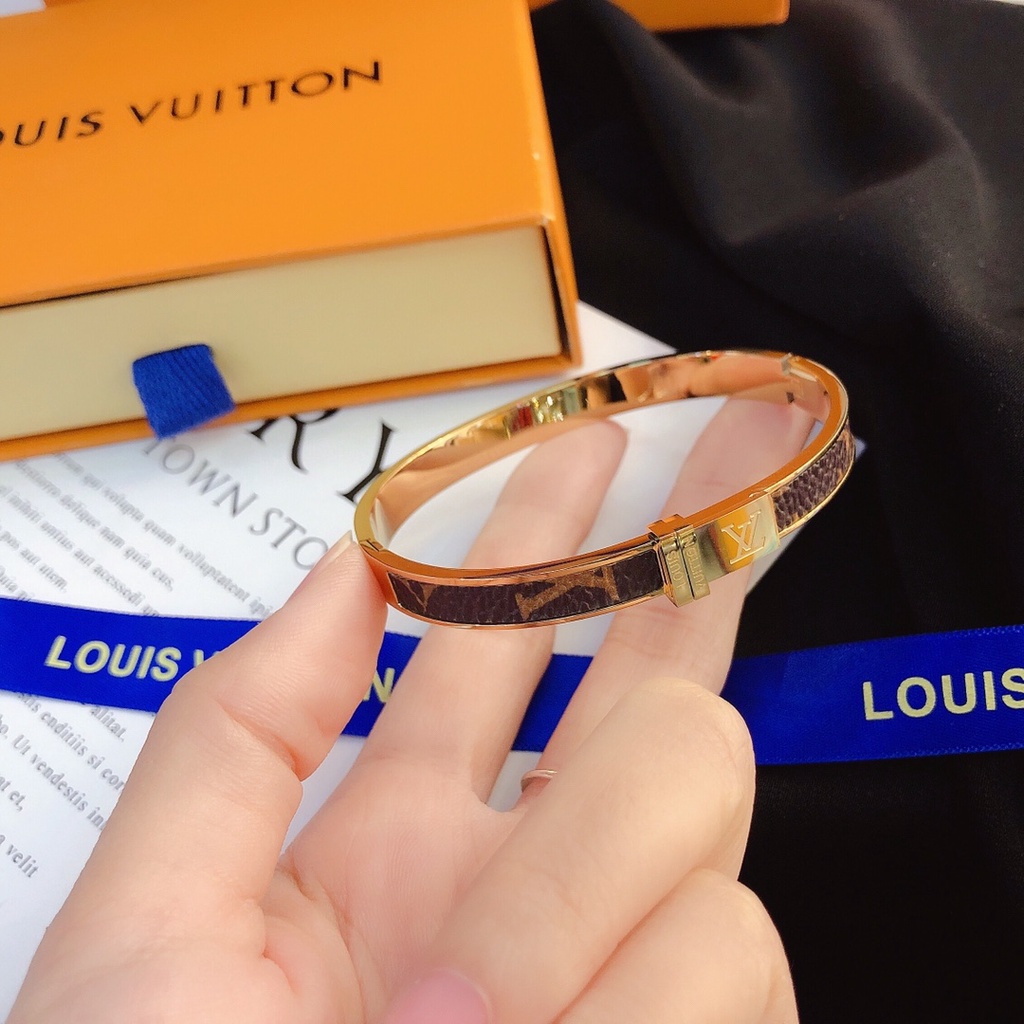 Lv Vòng Tay Louis Vuitton Bằng Thép Titan Dát Khảm Chữ Đơn Giản Cổ Điển Sang Trọng Không Phai Màu Không Phai Cho Nam Và Nữ