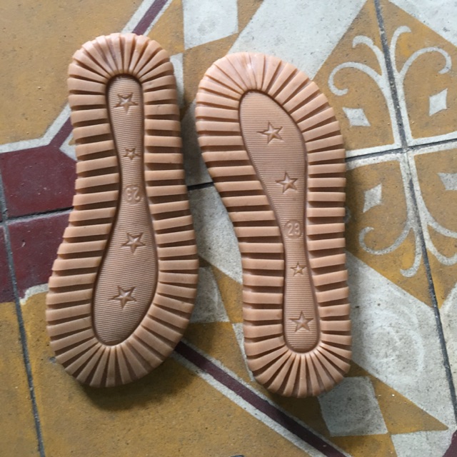 Đế giày móc dép hoặc sandal cho bé gái