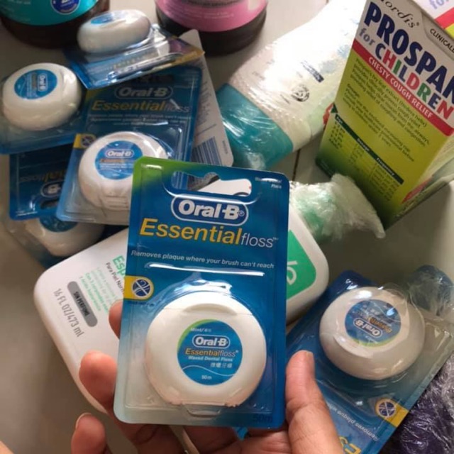 🦷 Chỉ tơ nha khoa Oral-B 🦷 - 𝑬𝒔𝒔𝒆𝒏𝒕𝒊𝒂𝒍 𝑭𝒍𝒐𝒔𝒔 hương bạc hà