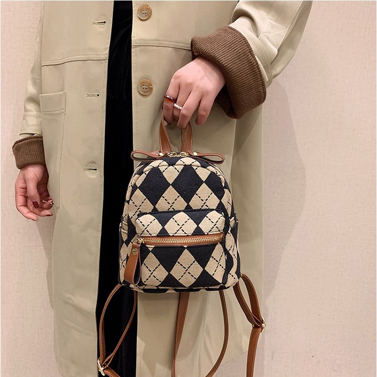 Ba lô nữ vải dạ chất kẻ caro thời trang Hàn Quốc Capucha BL9