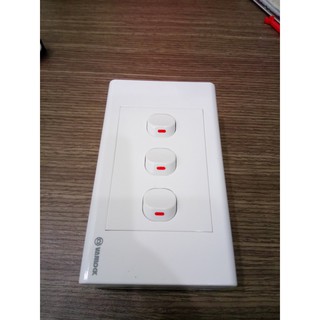 Mặt 3 công tắc 16A Sino - VanlocK