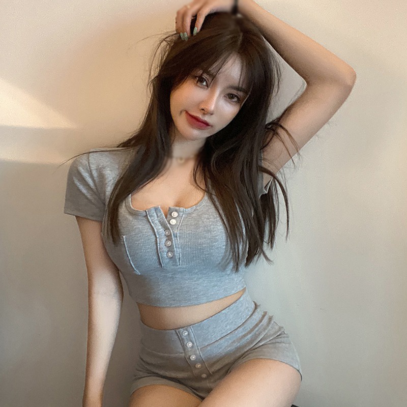 Set Áo Croptop Màu Sắc Đơn Giản + Quần Short Lưng Cao Phong Cách Hàn Quốc