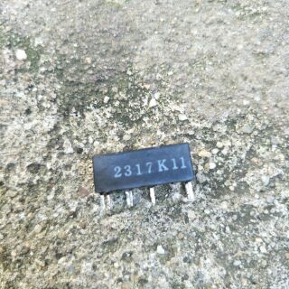 Relay omron 12V 8chân