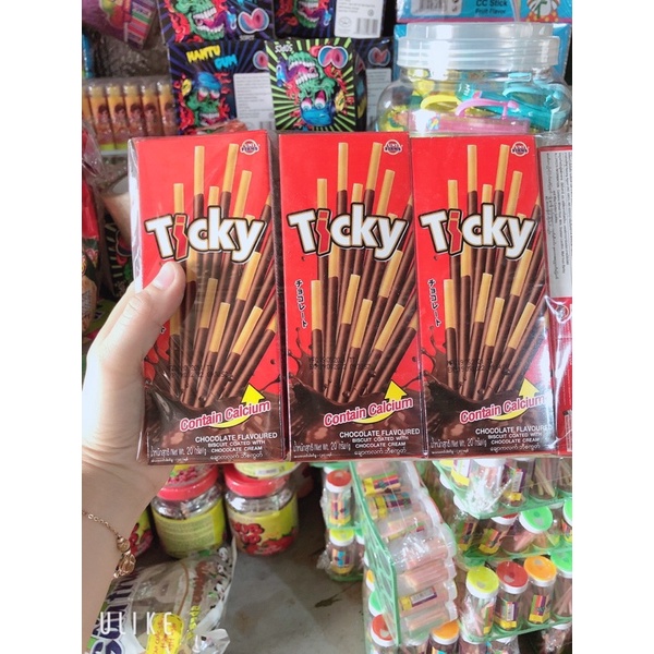 Bộ 12 hộp bánh que Ticky Thái Lan (hộp 22 gr)