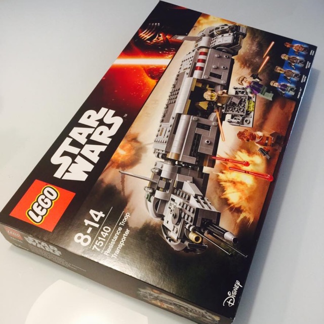 ⛴🛳LEGO- Tàu Bay Thiết Giáp Của Đội Quân Kháng Chiến⚔️⚔️