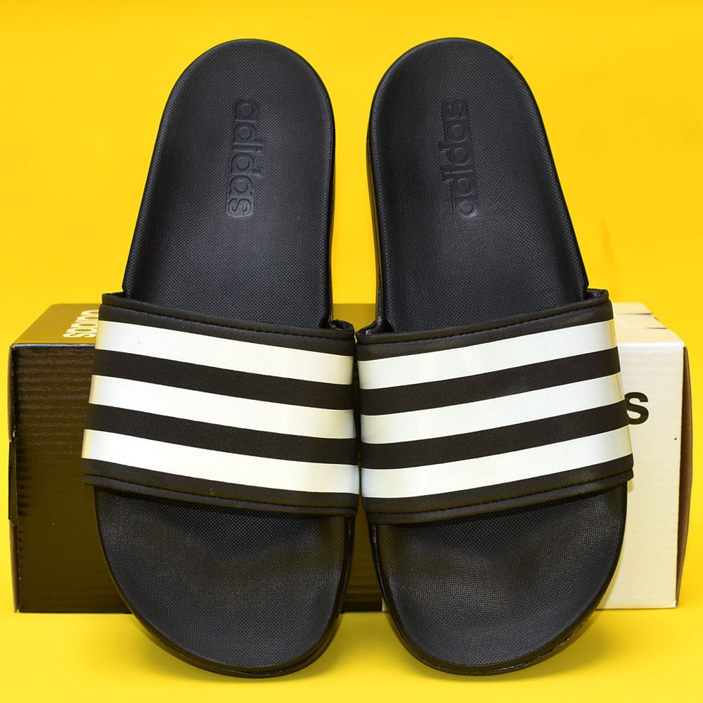 Dép Adidas màu đen đế đen quai đen 3 sọc trắng
