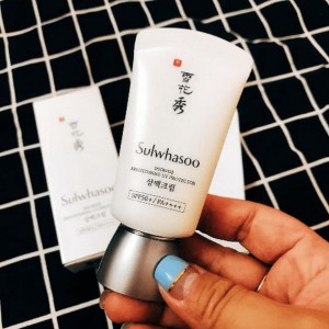 Kem chống nắng Sulwhasoo Snowise Brightening UV Protector SPF50+/PA++++ 20ml