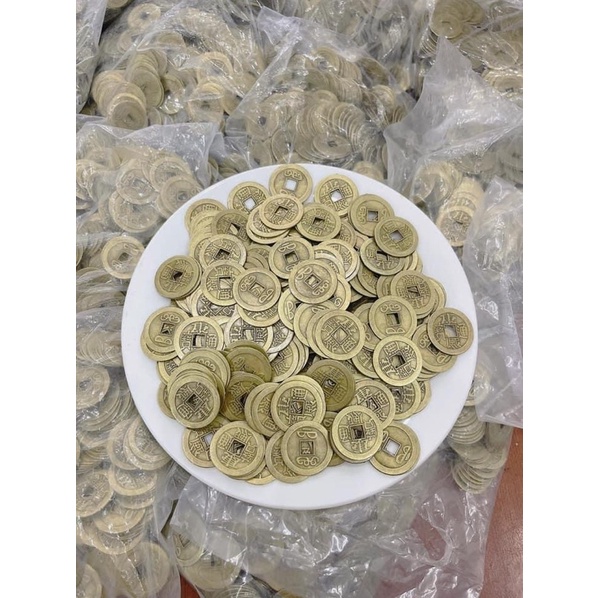 Đồng xu âm dương phong thuỷ chiêu tài