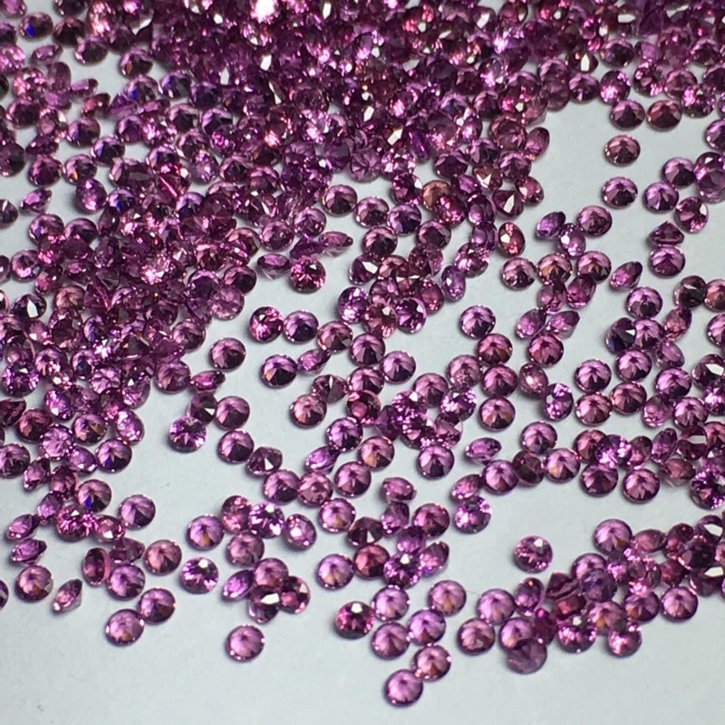 Đá phong thuỷ Garnet tím tròn 3 mm - set 2 viên