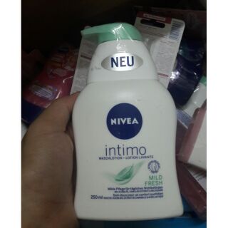Dung dịch vệ sinh phụ nữ Nivea Đức