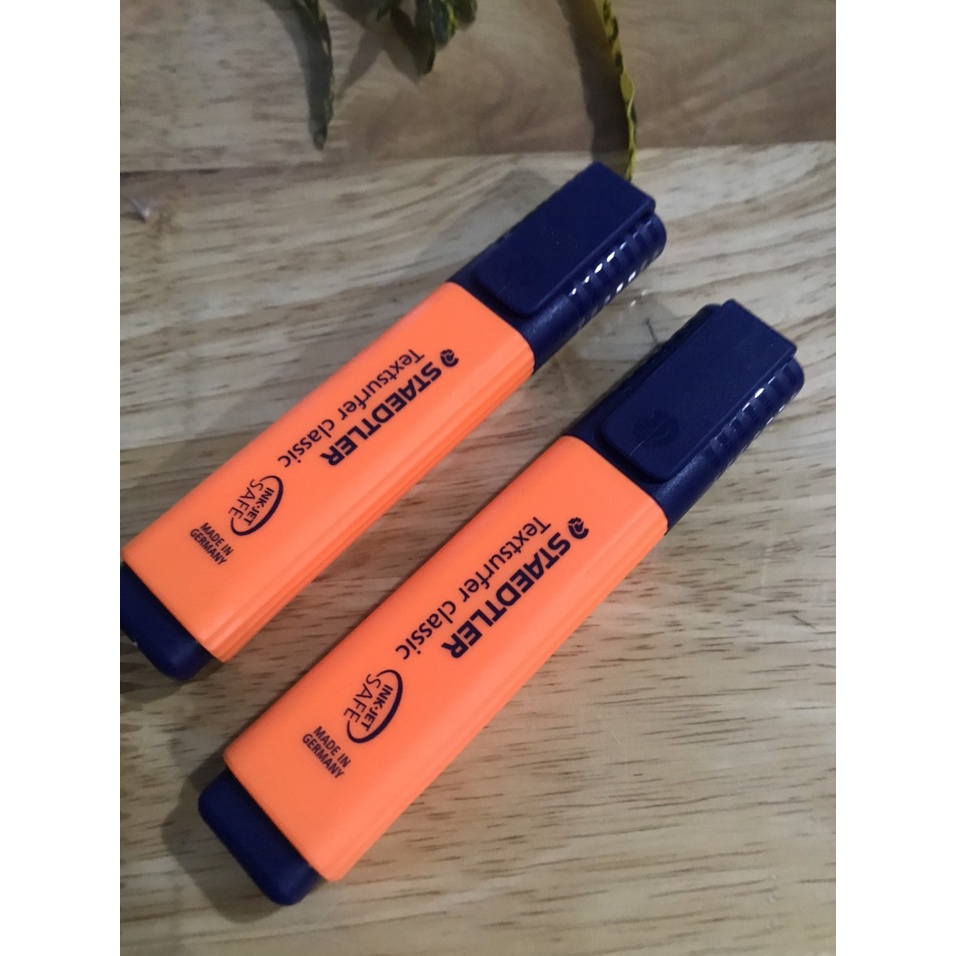 Bút dạ quang staedtler 364-4 màu cam