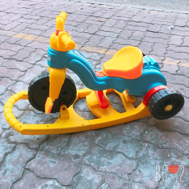 Xe đạp có tay đẩy