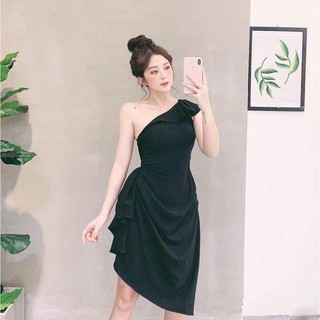 Đầm lệch vai bèo một bên
