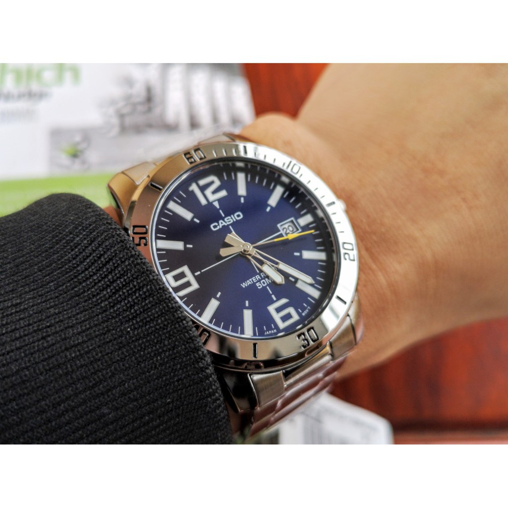 Đồng hồ nam Casio 💖𝐅𝐑𝐄𝐄𝐒𝐇𝐈𝐏💖 Đồng hồ Casio MTP-VD01D-2BVUDF dây thép size to | BigBuy360 - bigbuy360.vn