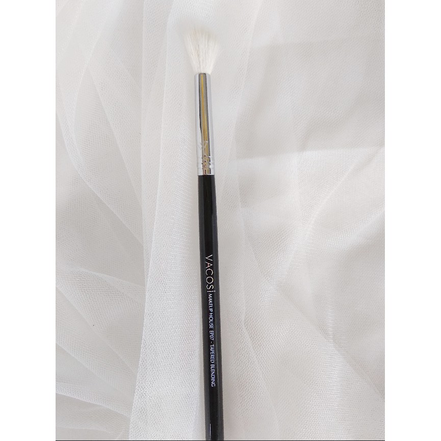 Cọ tán phấn mắt đầu tròn Vacosi Pro EP07