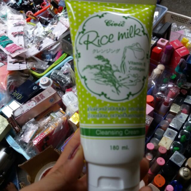Sữa rửa mặt cám gạo